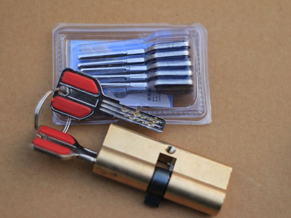 双桥24小时上门开锁公司